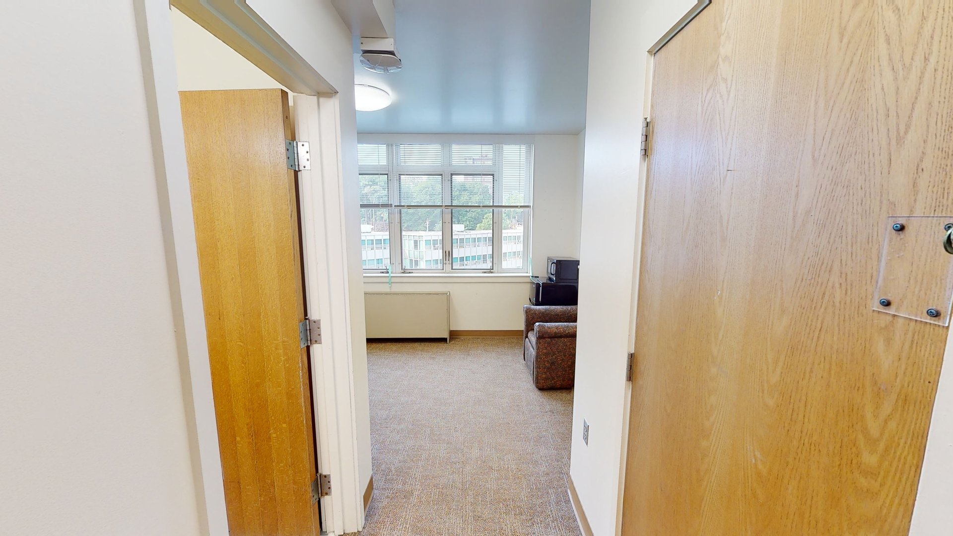 Resnik Semi-Suite 540 (Semi-Suite Single)