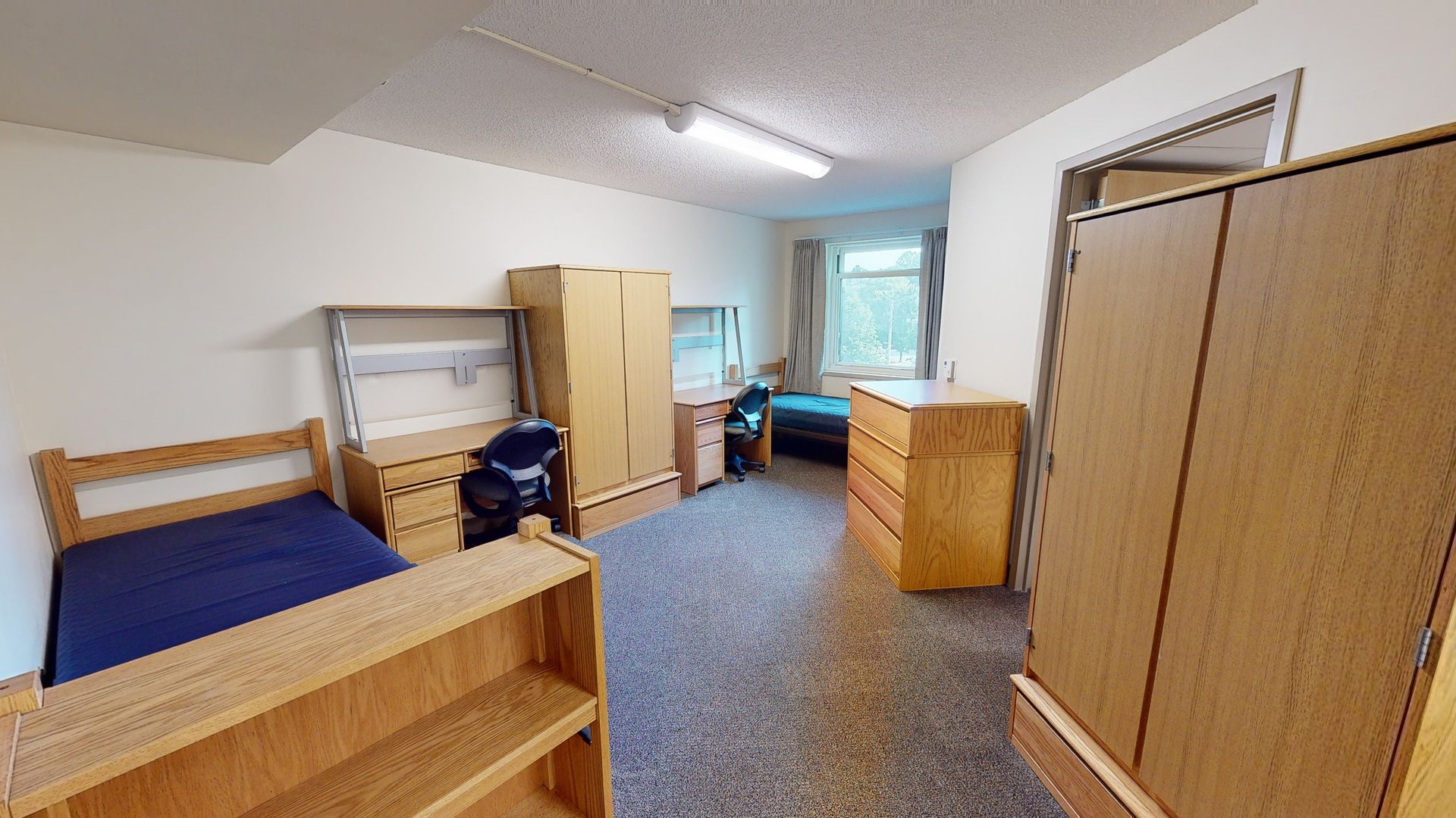 Briscoe Quad – Double Room with Bathroom