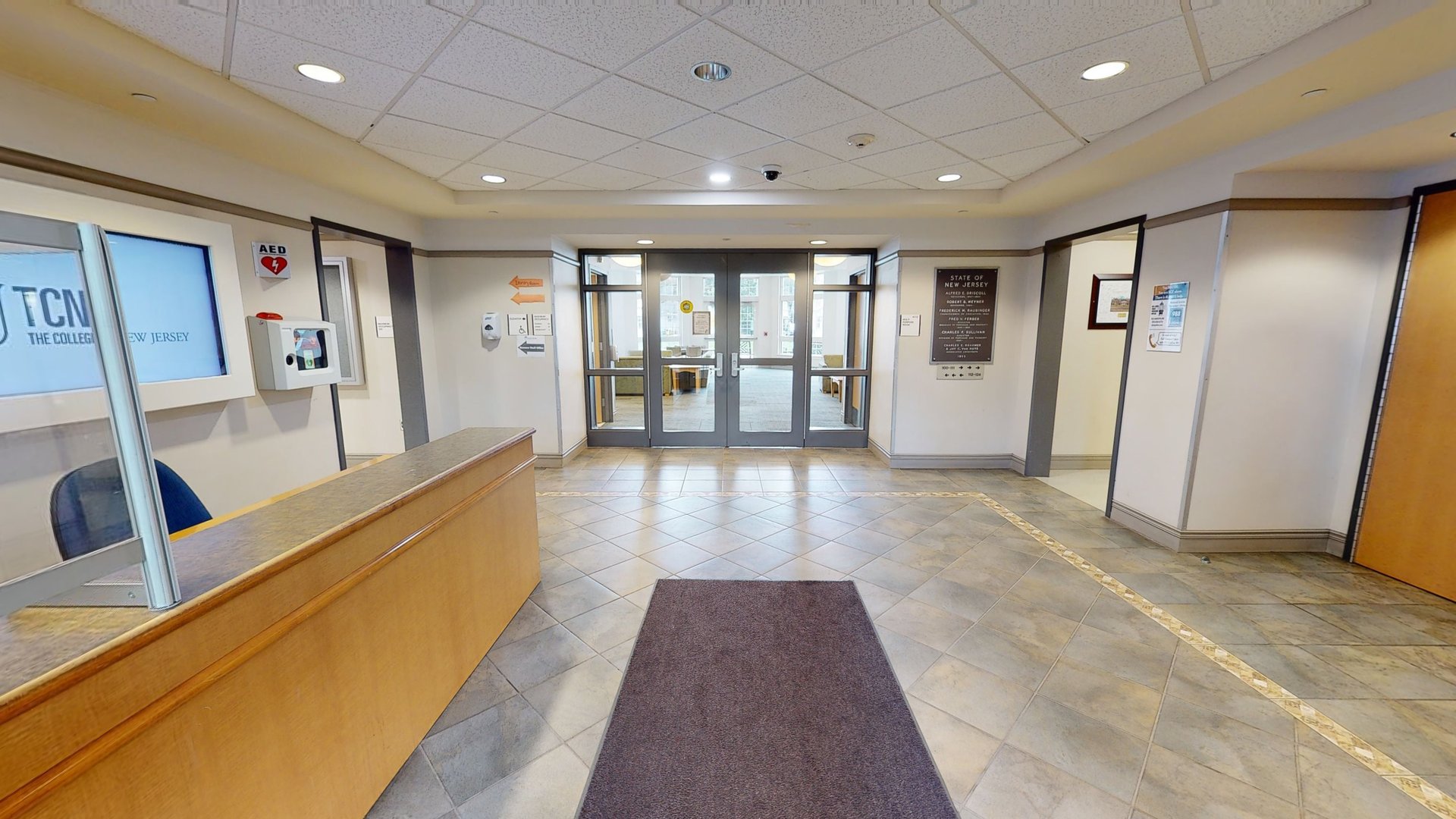 Phelps & Hausdoerffer Main Lobby
