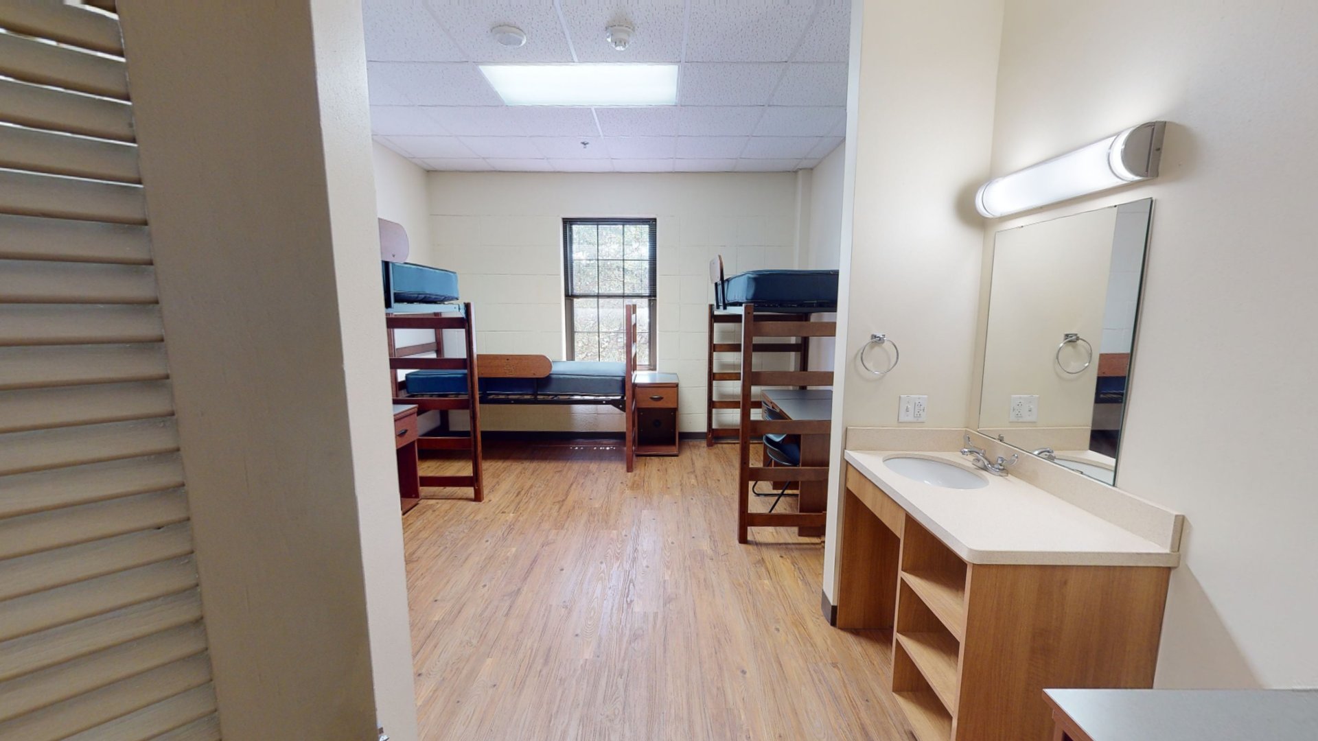 North & South Russell Halls: Triple Room