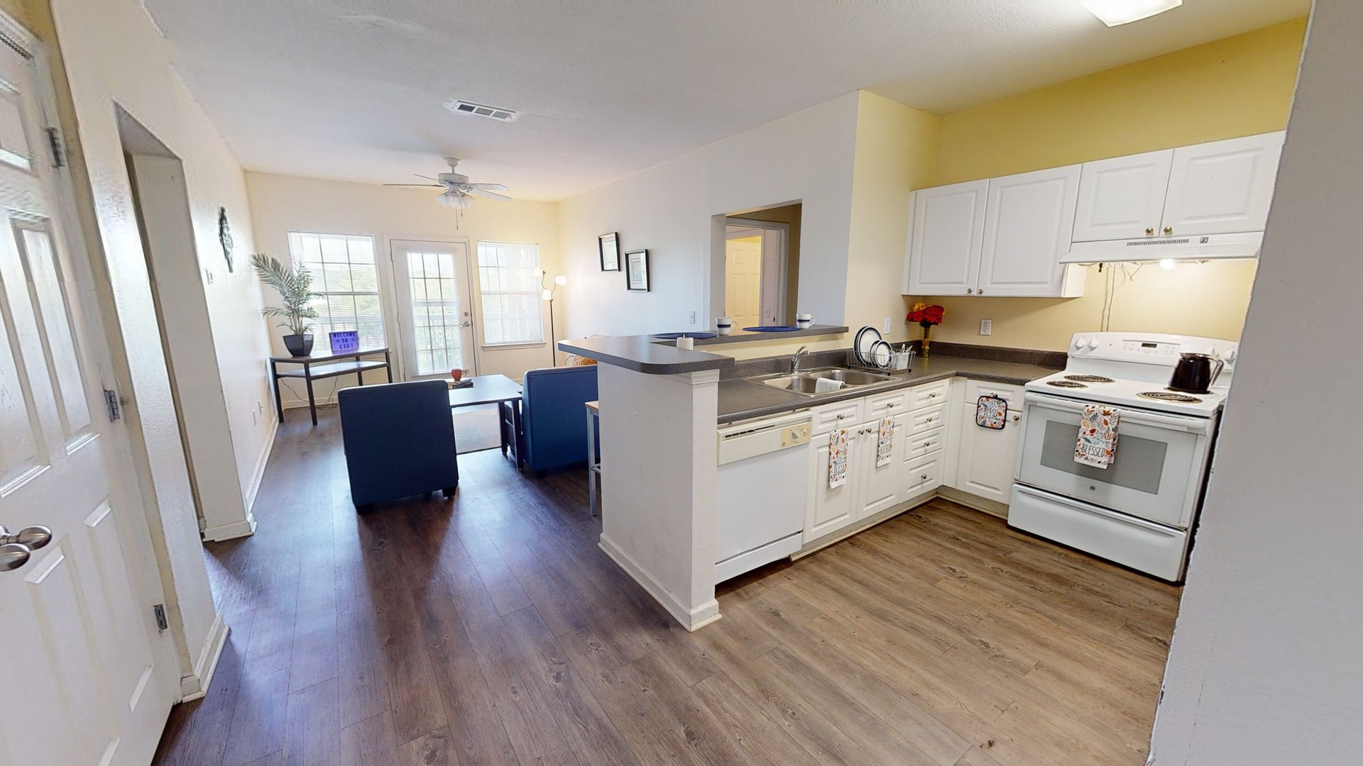 Laker Village Area II 4 Bed / 4 Bath Apartment
