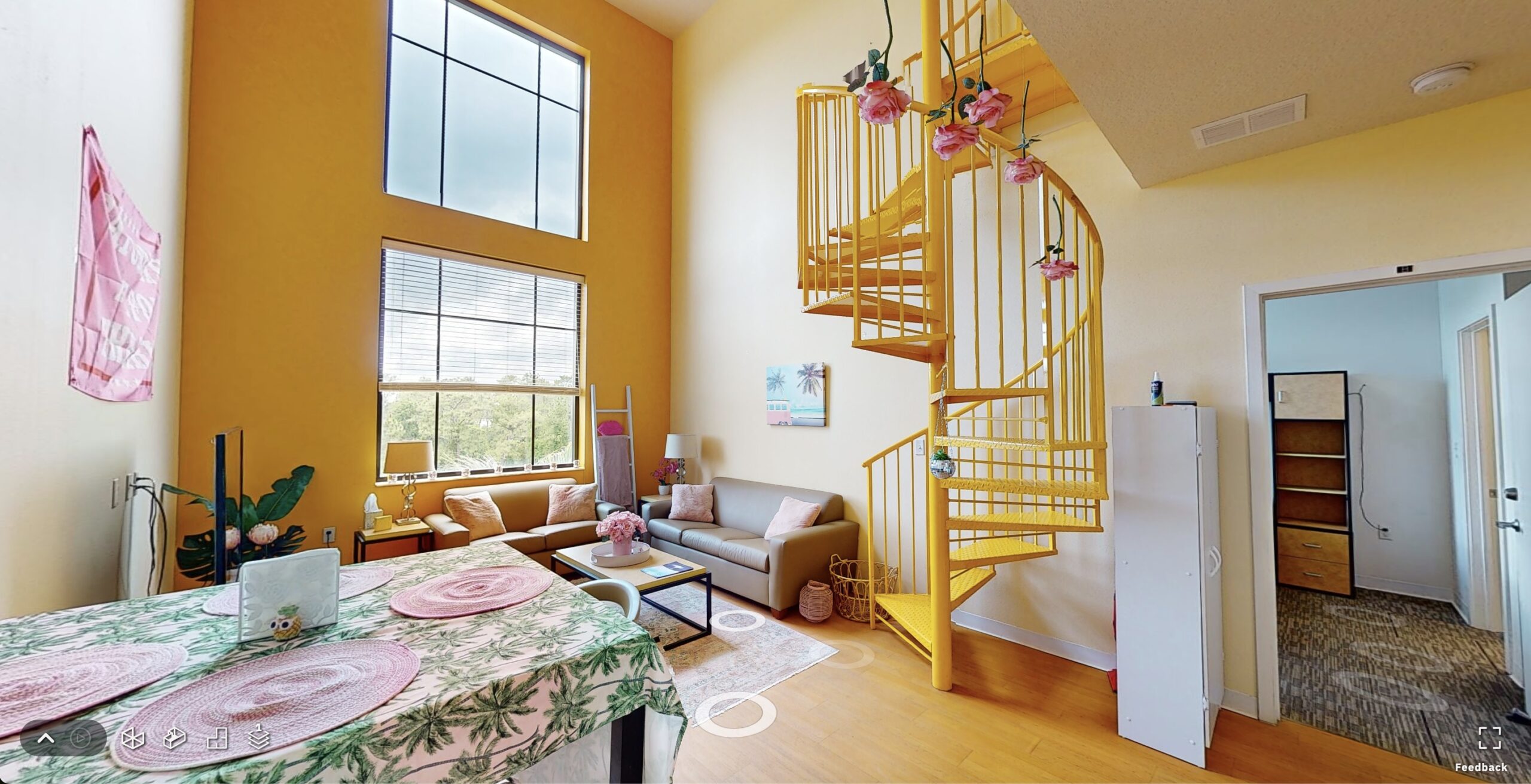 Northview 4/4 Loft Apartment