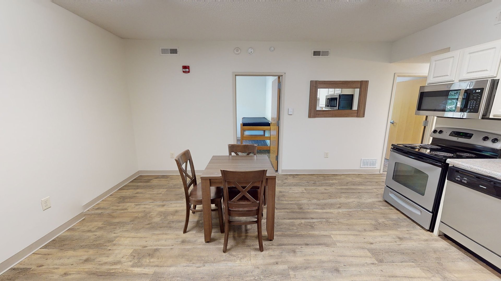 Flats 3 Bedroom