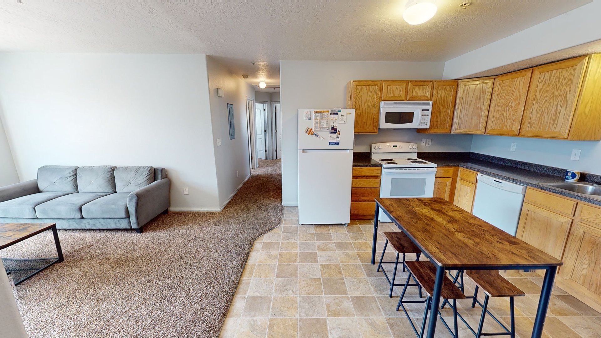 Richfield Apartments – 3 Bedroom Cooking