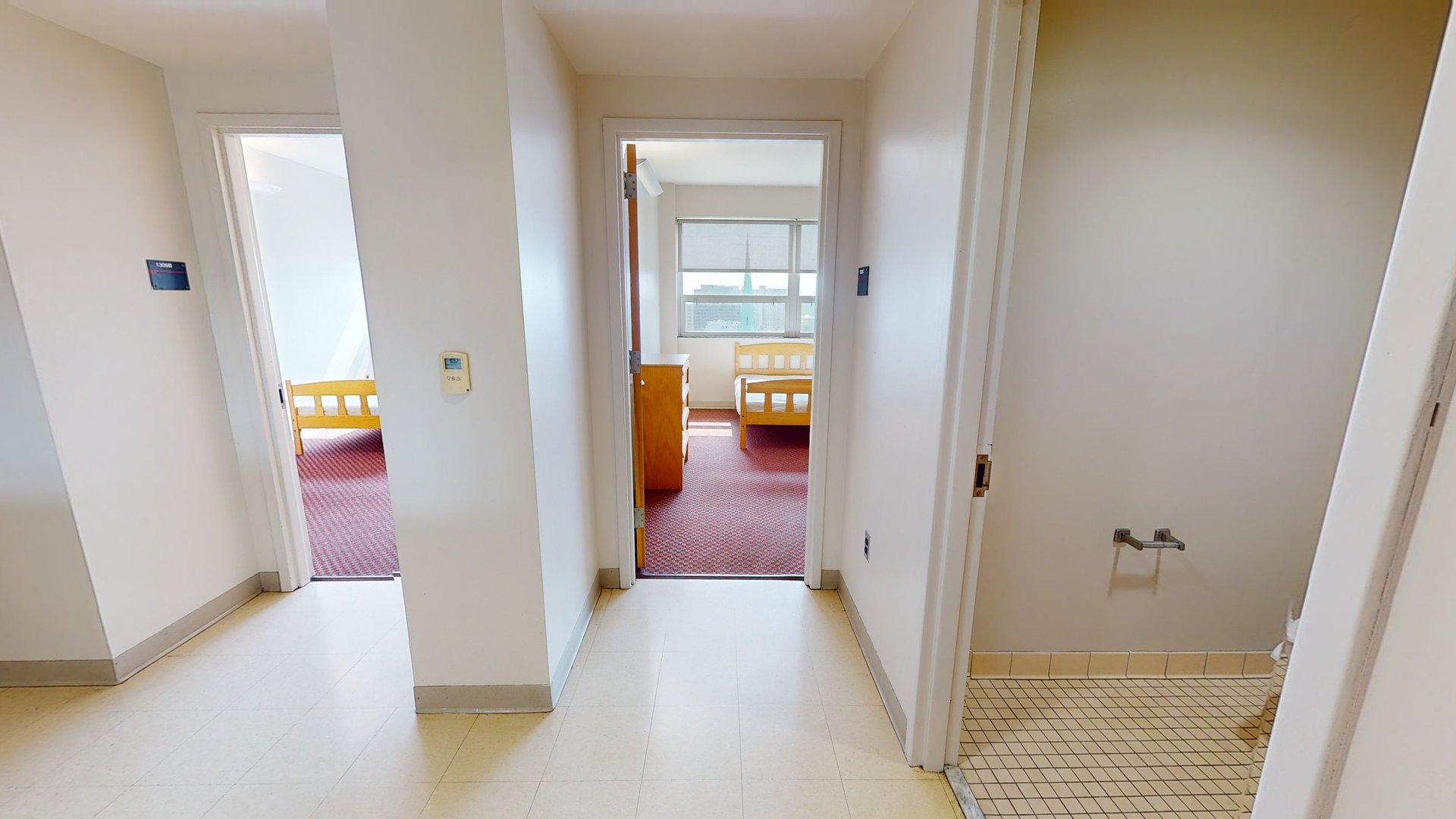 University Square 3 Private Bedroom Apartment