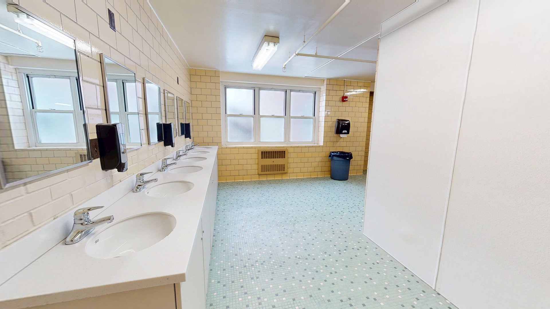 Example of Common Floor Bathroom, Brooks