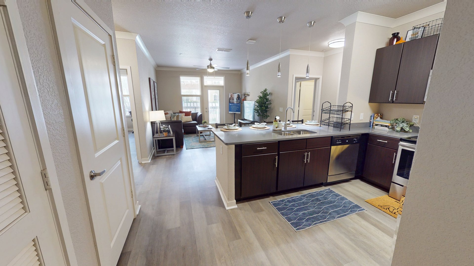 160 Ross 4 Bedroom / 4 Bathroom A