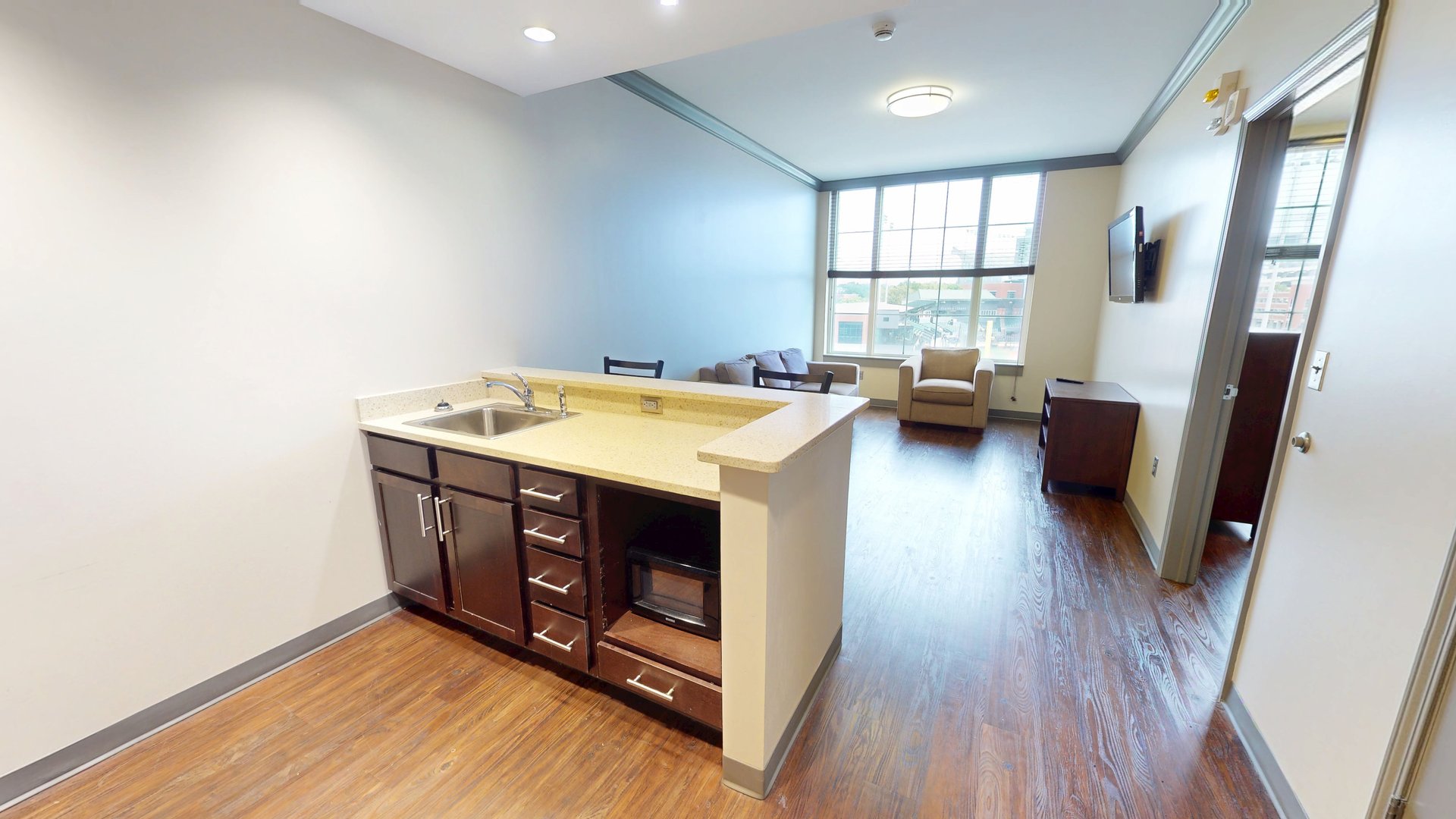 South Donahue 1 Bedroom / 1 Bathroom