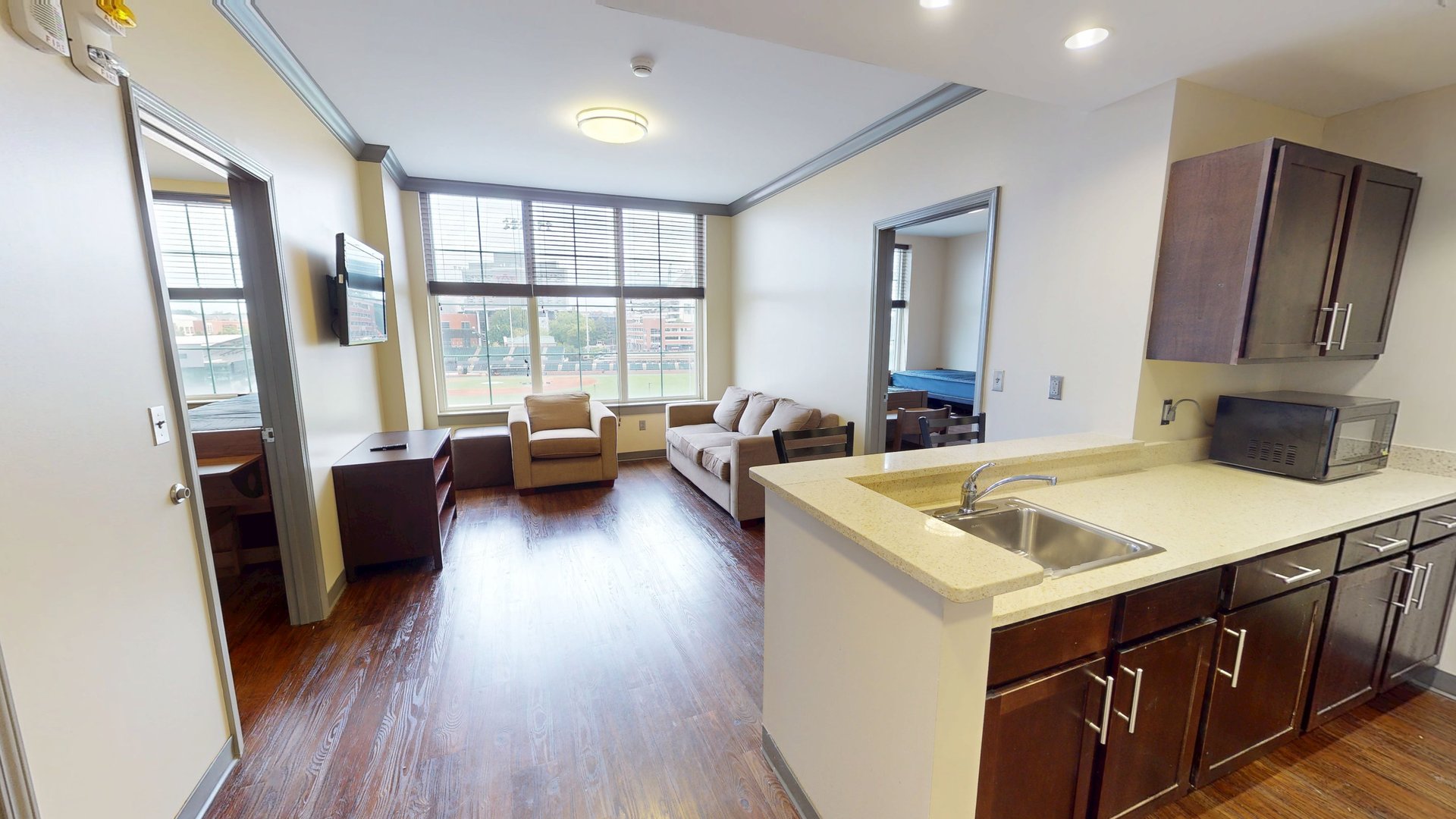 South Donahue 2 Bedroom / 2 Bathroom Shared
