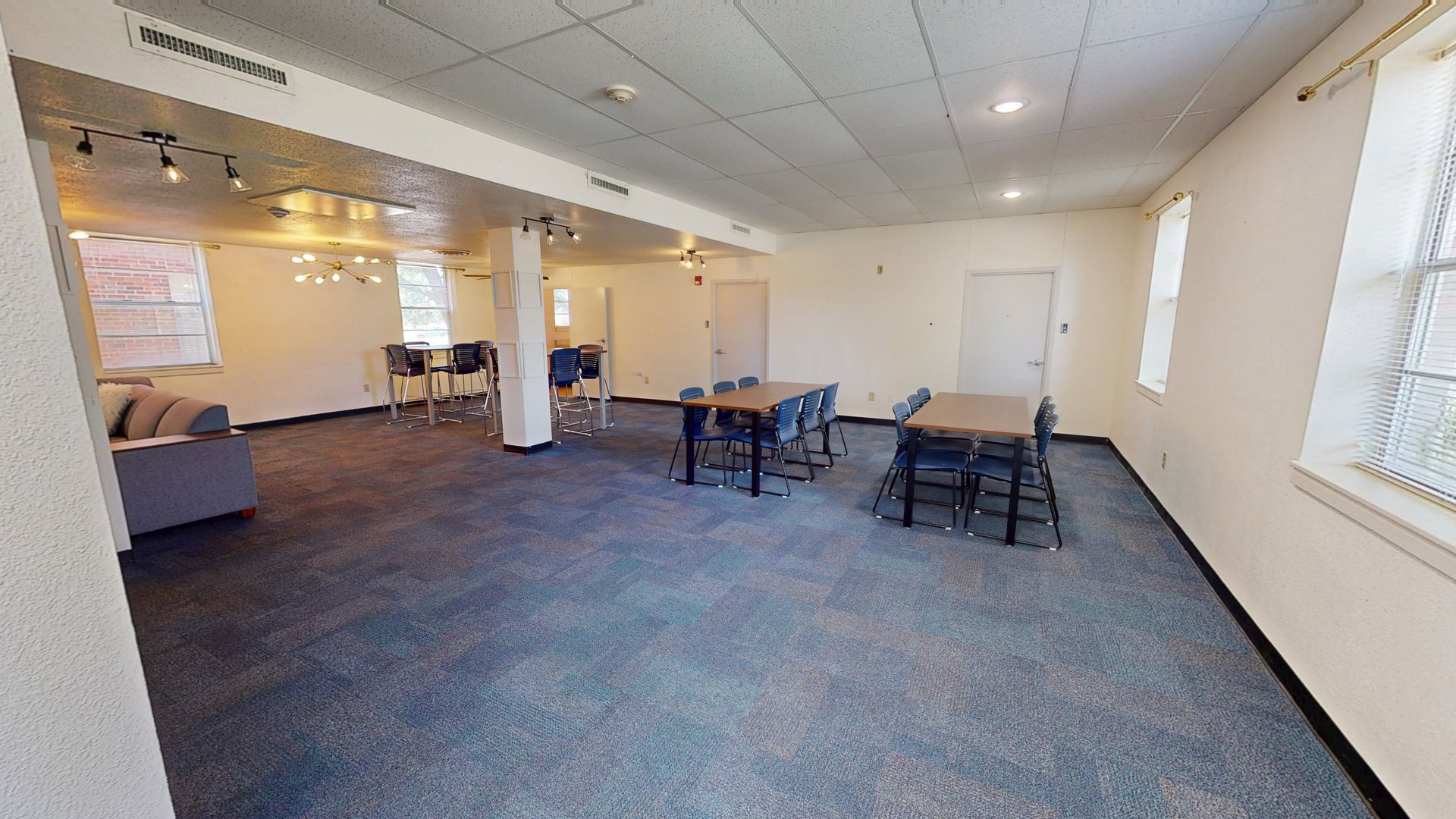 F Halls Living / Dining Room