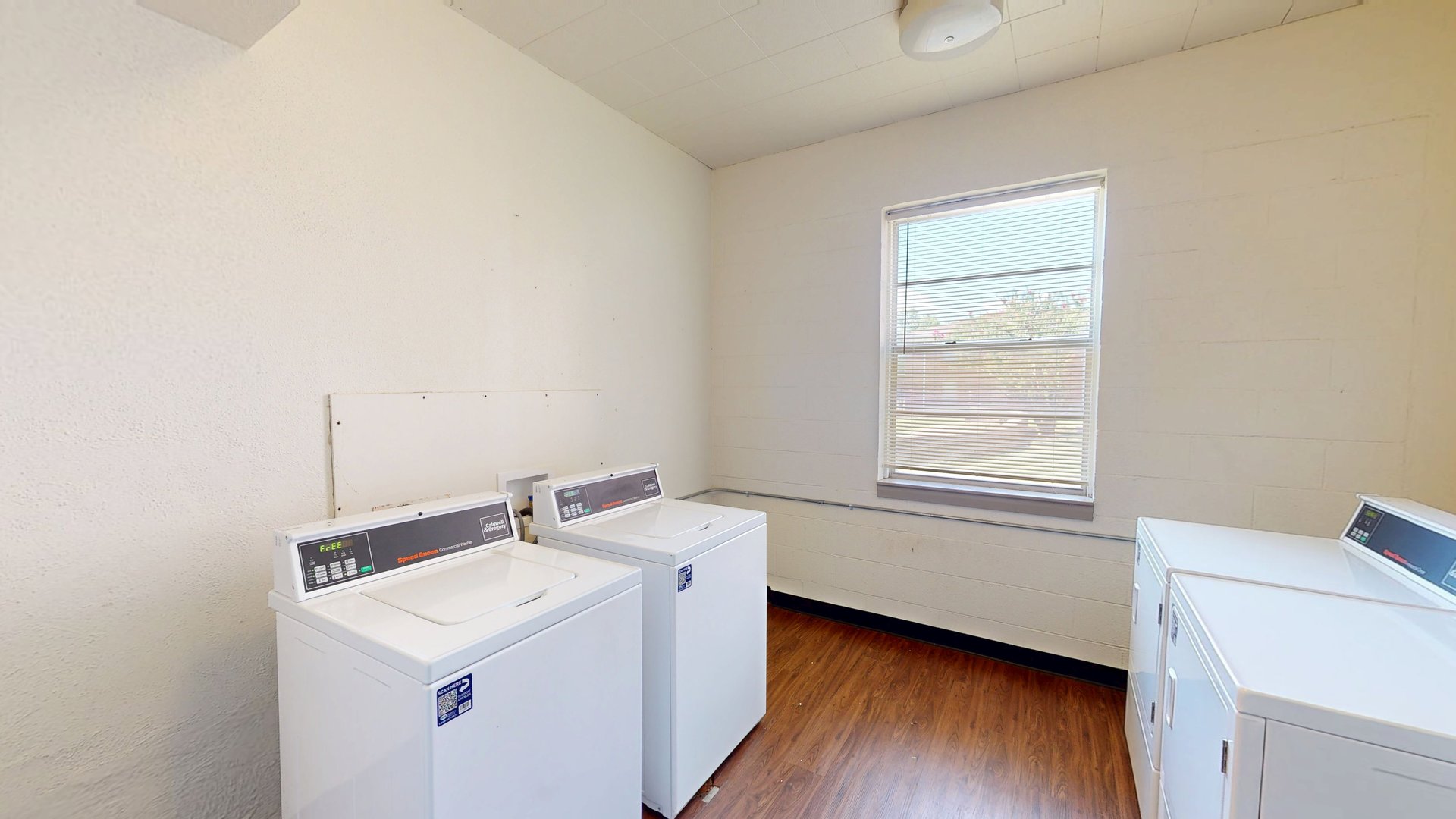 F Halls Laundry Room