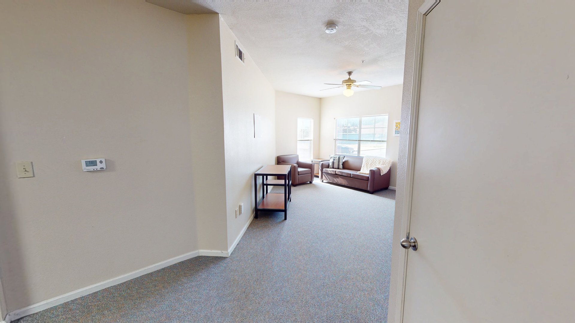 Prairie Crossing 4 Bed / 2 Bath Apartment