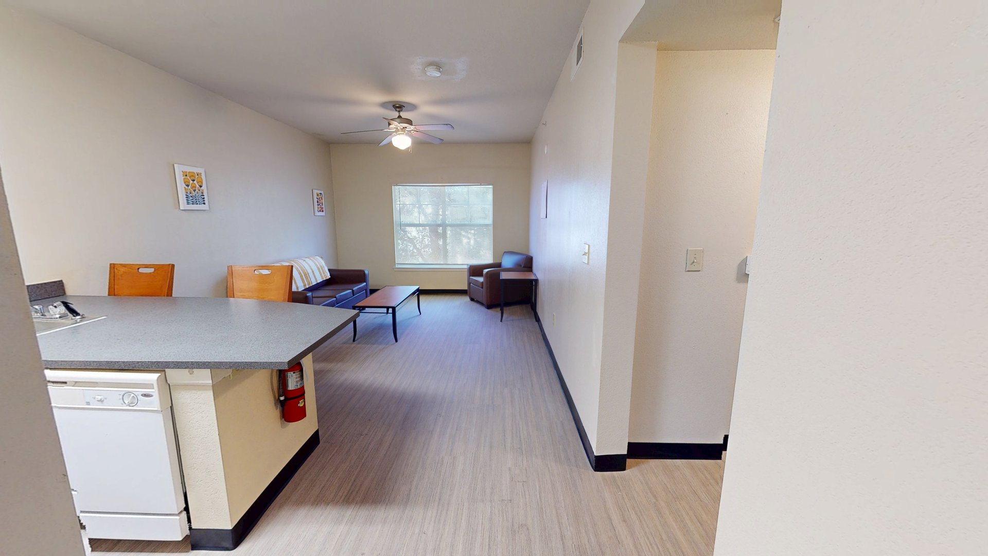 Prairie Crossing 2 Bed / 1 Bath Apartment