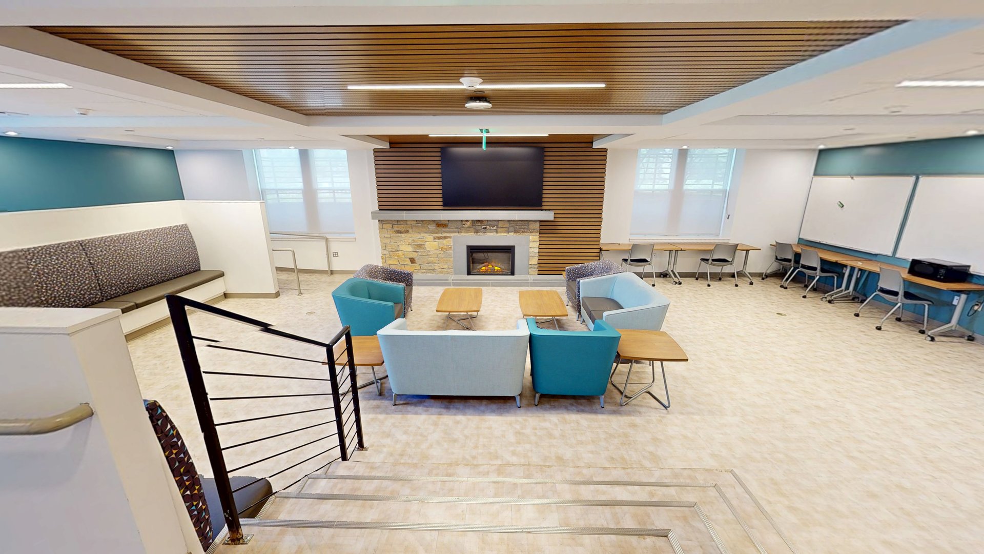 Cummings Fireside Lounge