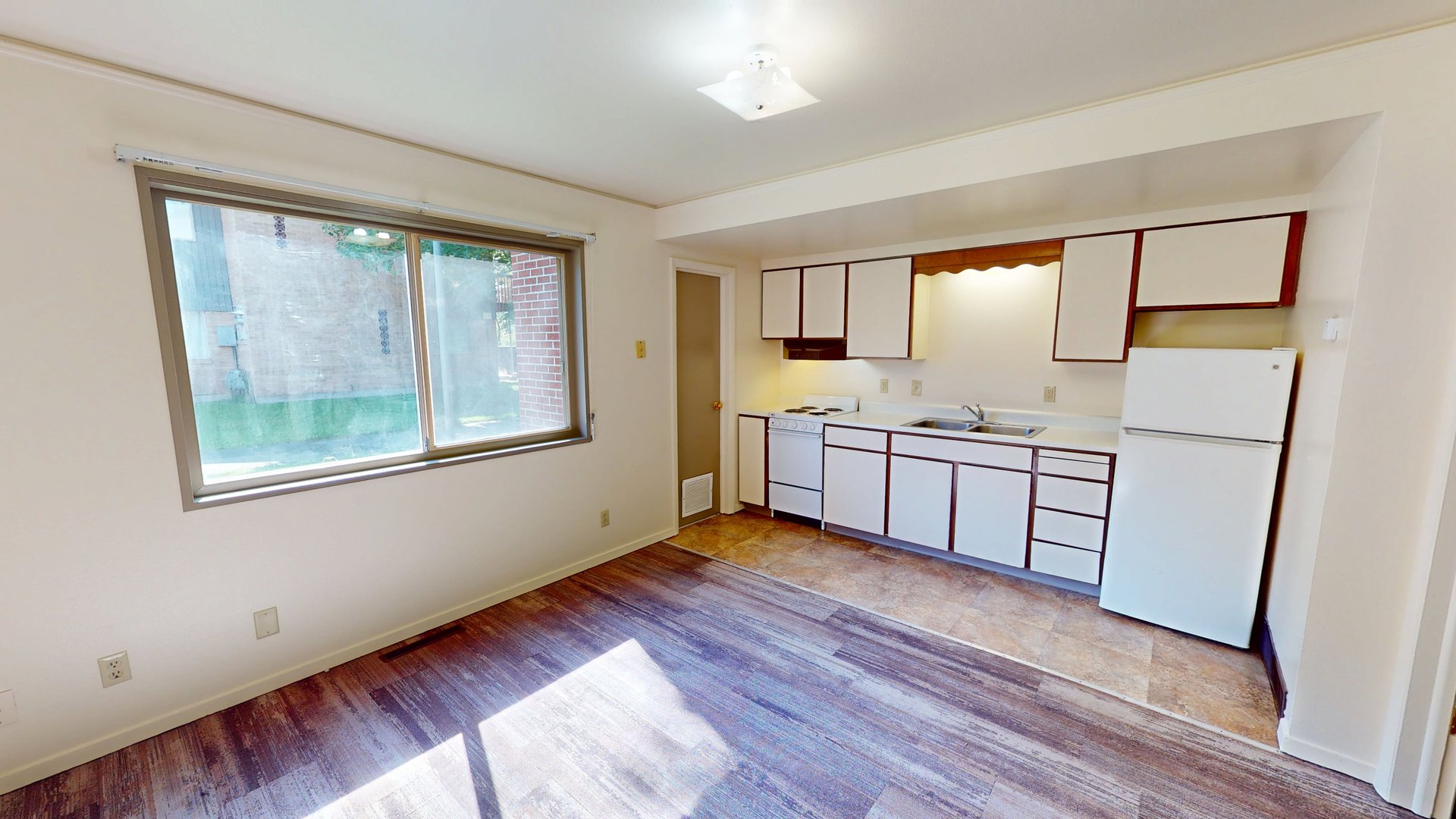 Elliot Village 1-Bedroom