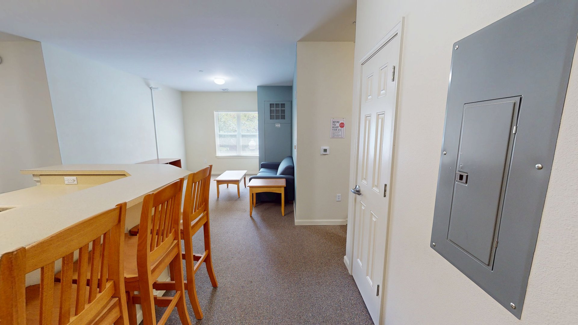 Centennial 4 Bed / 2 Bath Suite
