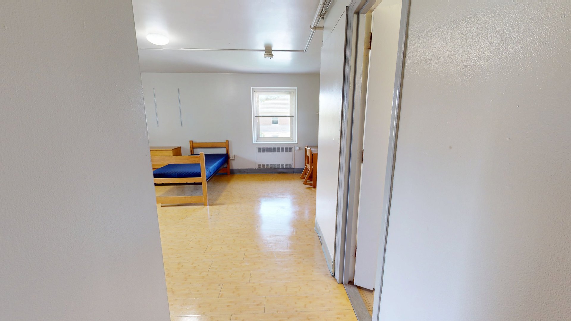 Founder’s Hall: Double & Single, 2-Bedroom Suite