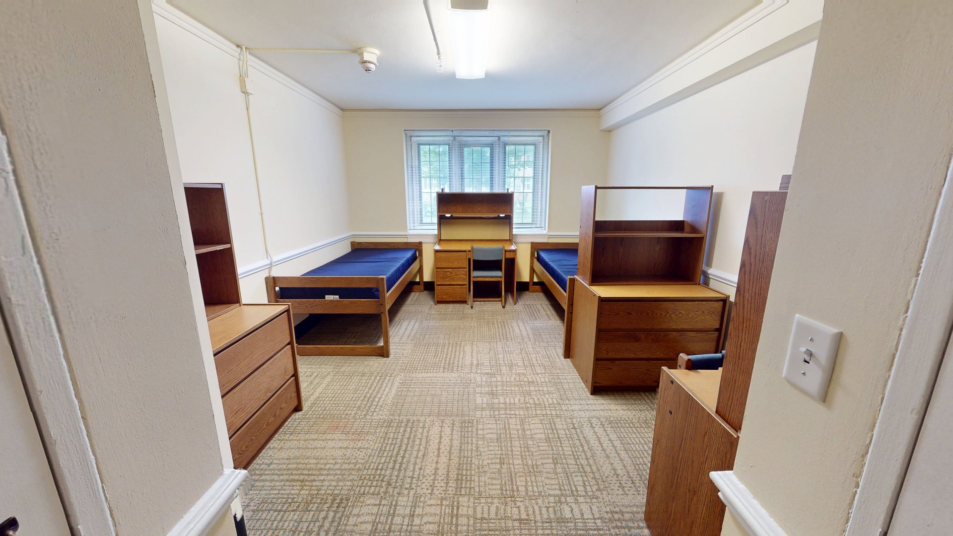 East/West Mary Double Room