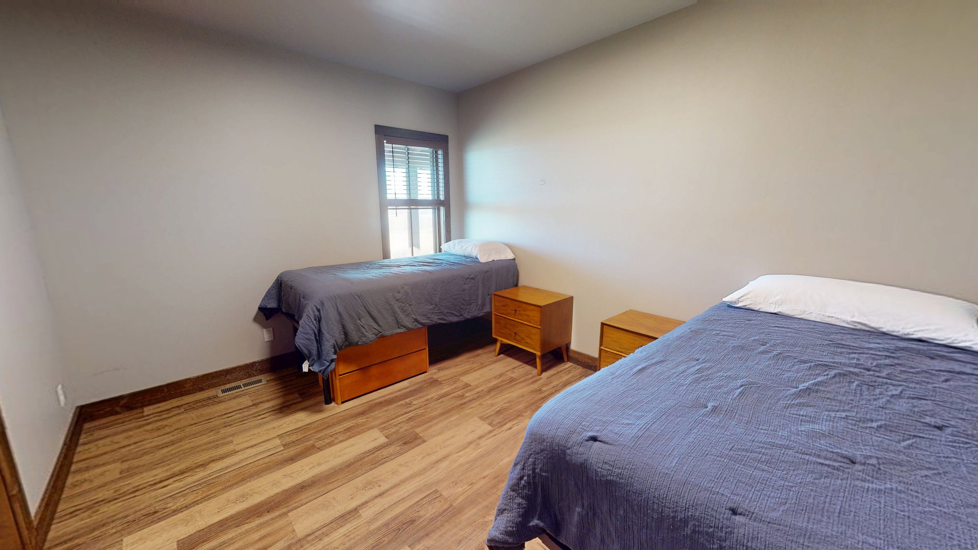 Crazy Mountain Ranch Shared Twin Xl, Shared Bath