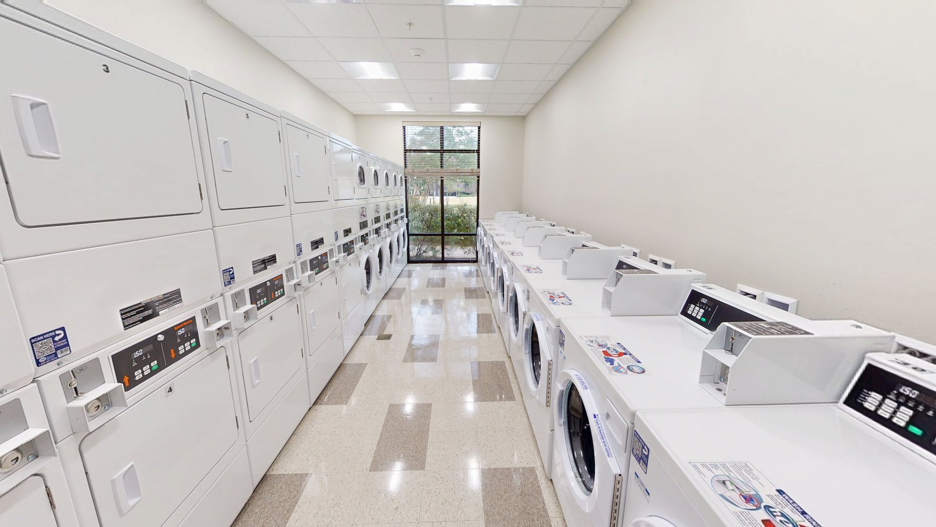 Azalea Hall – Laundry Room