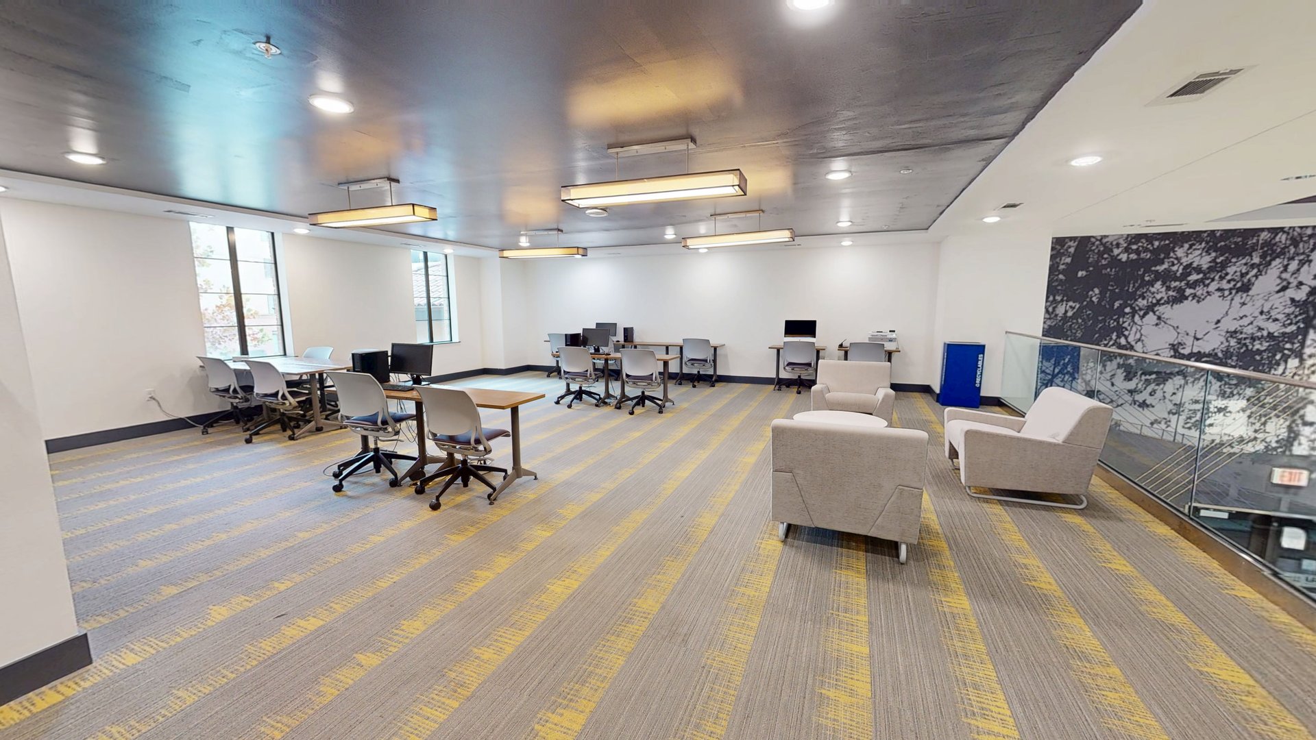 Canal Hall – Computer Lab