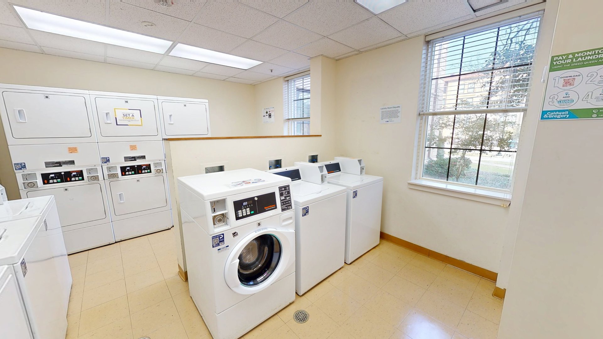 Laville Hall – Kitchen & Laundry
