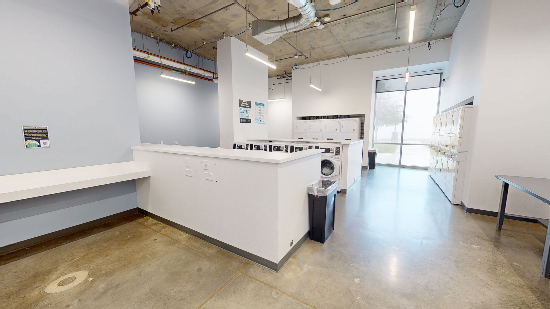 El Portal Laundry Room