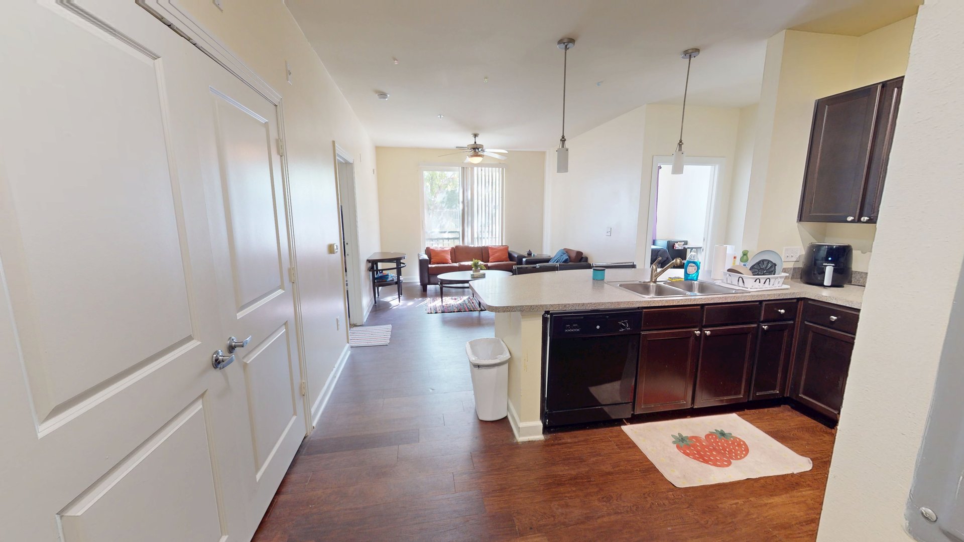 Proximity 3 Bedroom Apartment