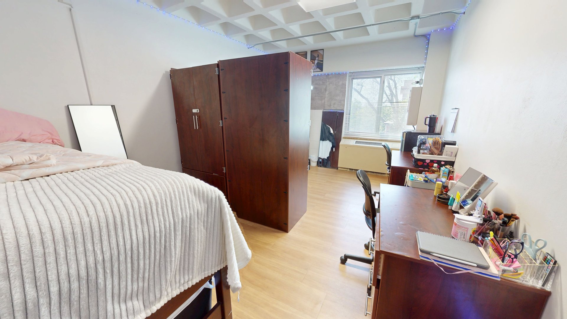 Babbette Smith Halls Double Room