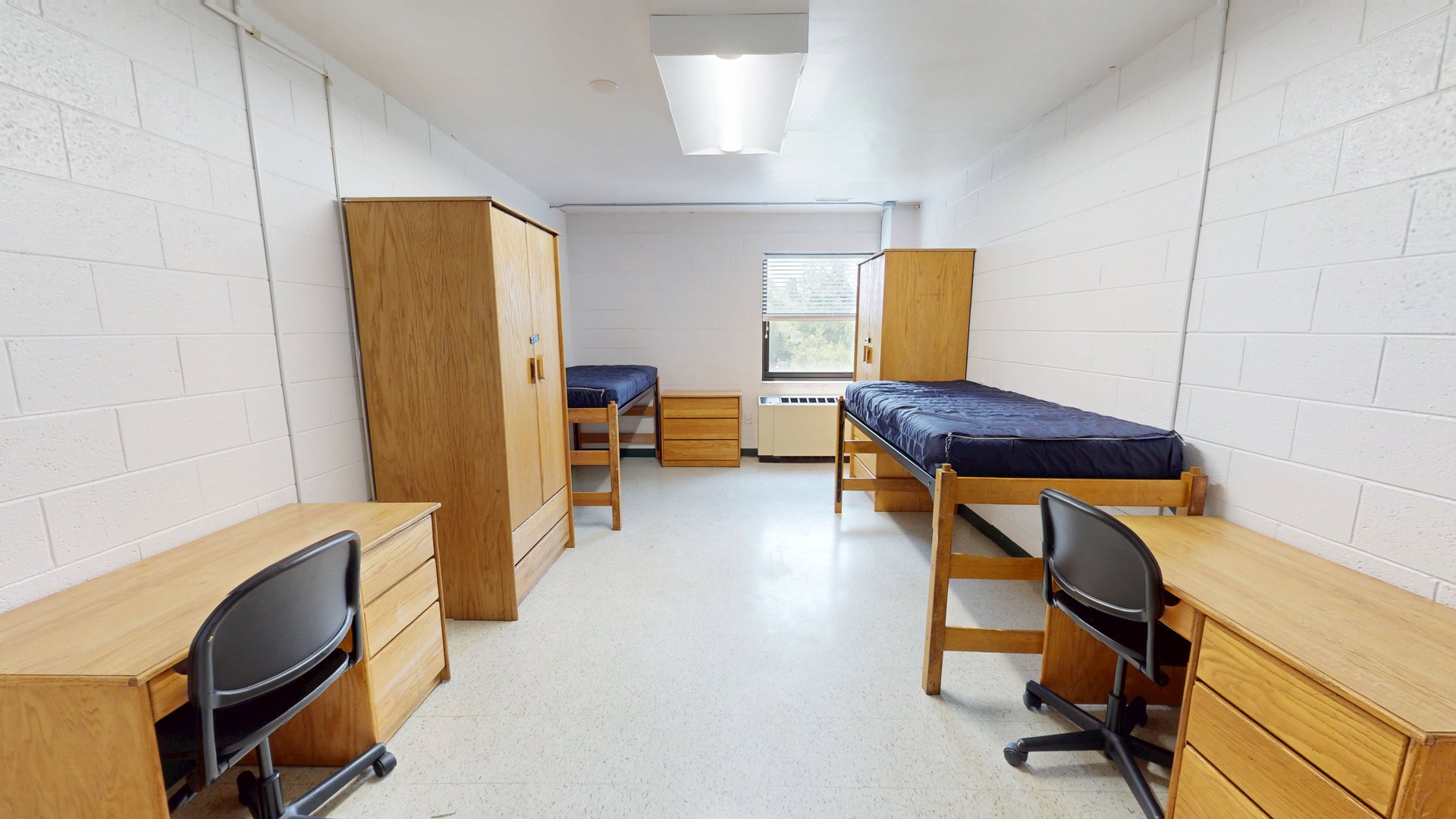 Rosa Alexander & Samuel Scott Halls Double Room