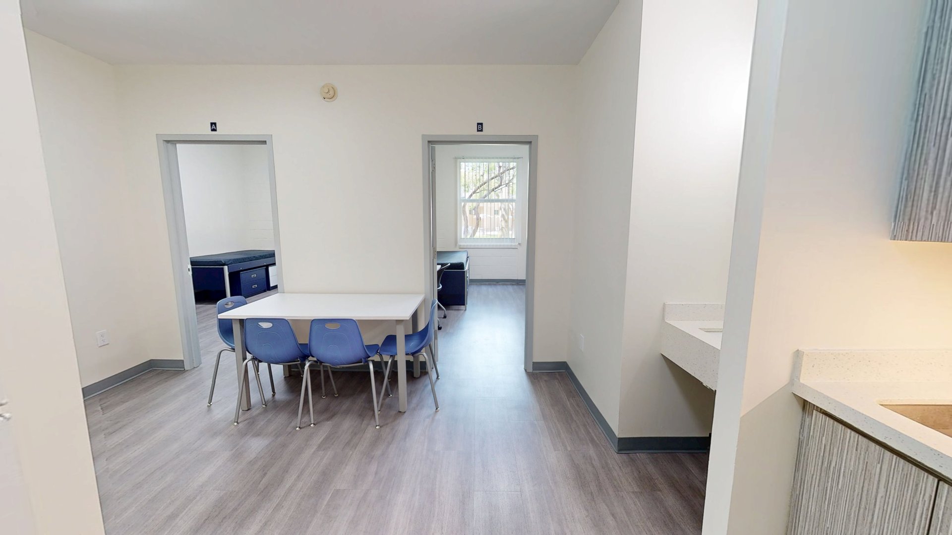 Lakeview Hall Shared bedroom in a 2 bedroom suite