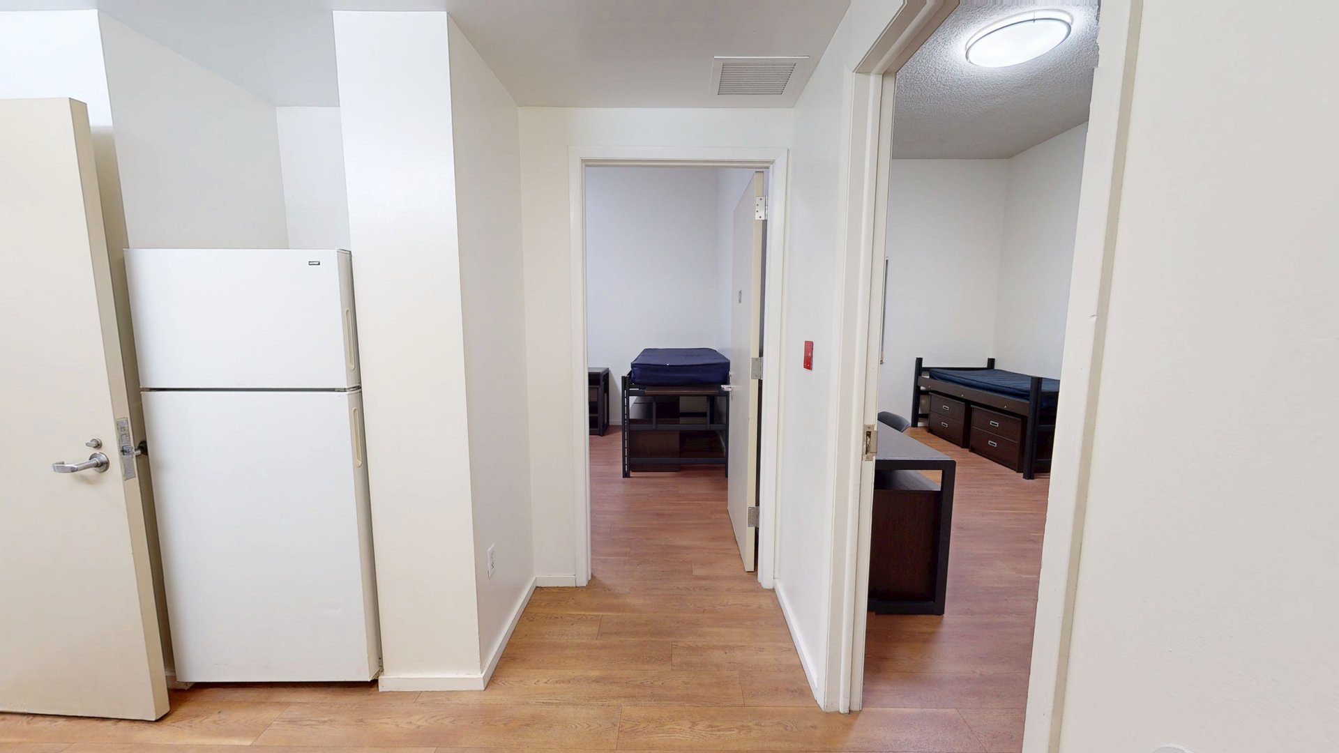 Panther Hall Shared bedroom in a 2 bedroom suite