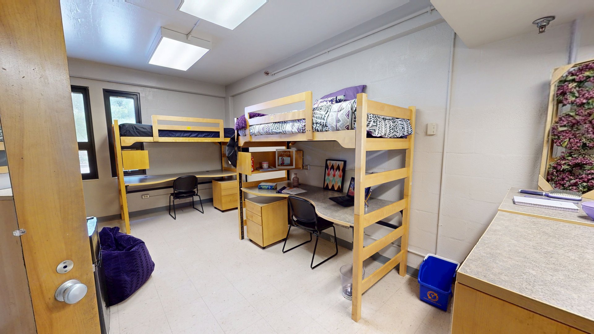 Clement Hall Double – Private Bathroom