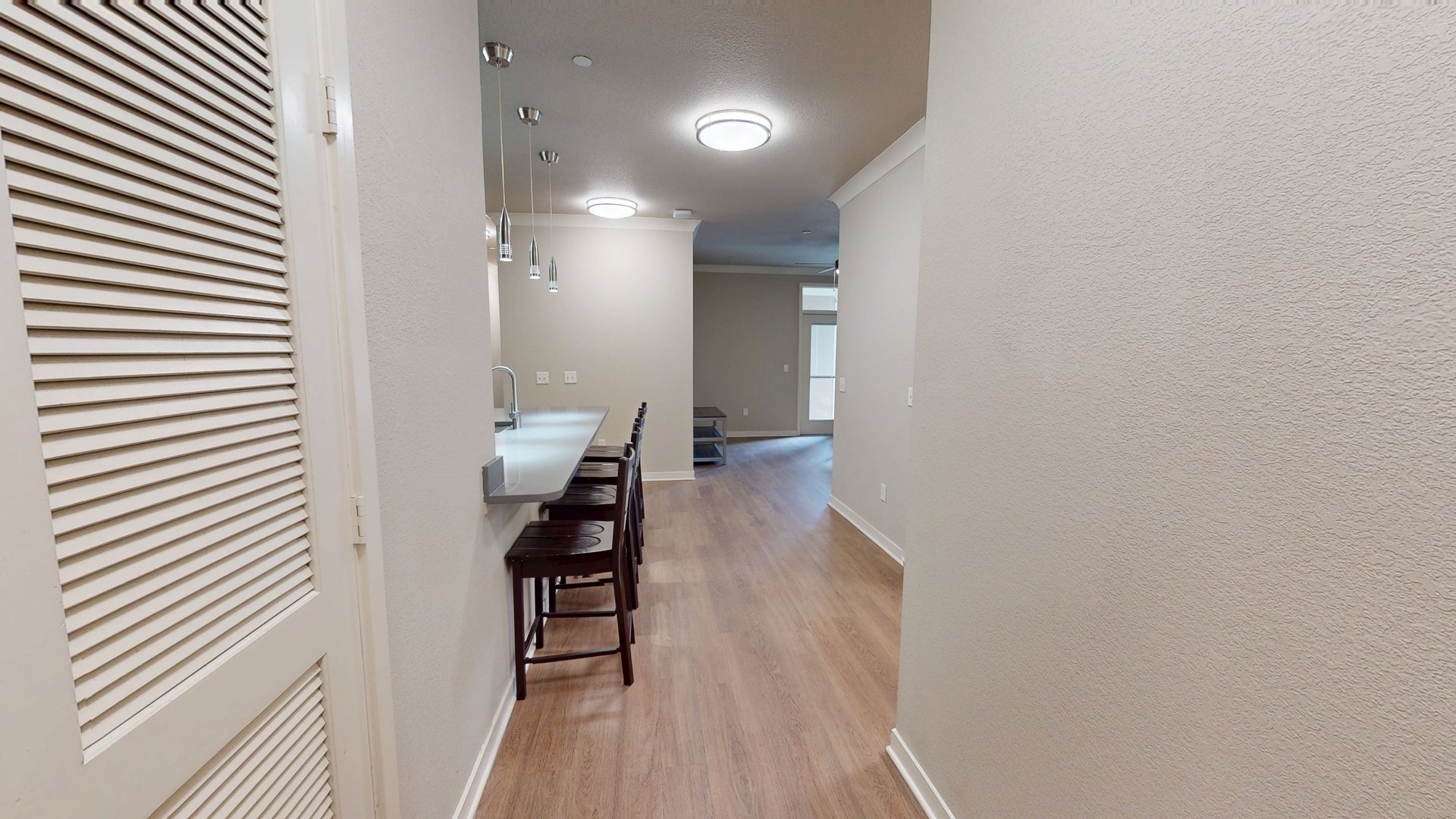 160 Ross 4 Bedroom / 4 Bathroom B