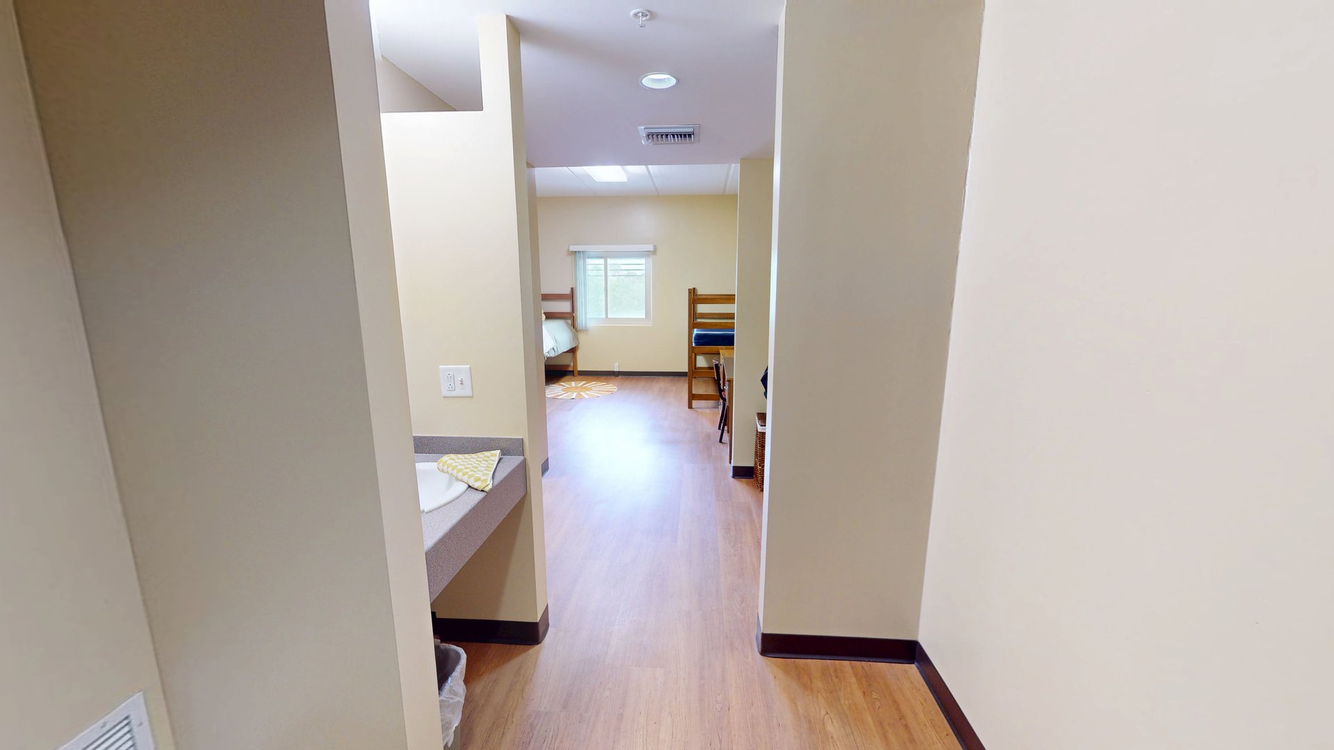 Juniper/Poplar Corner Double Suite