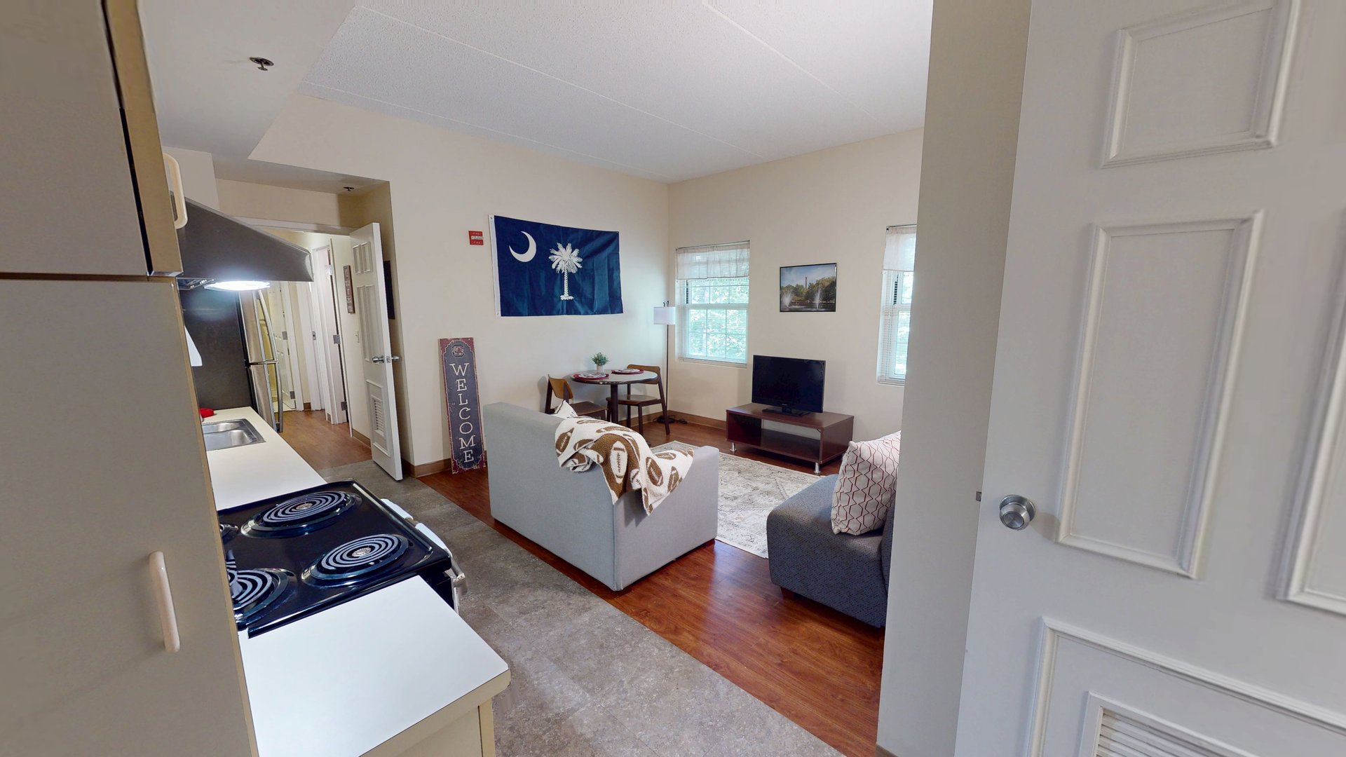 East Quad 4 Bed / 2 Bath Apartment