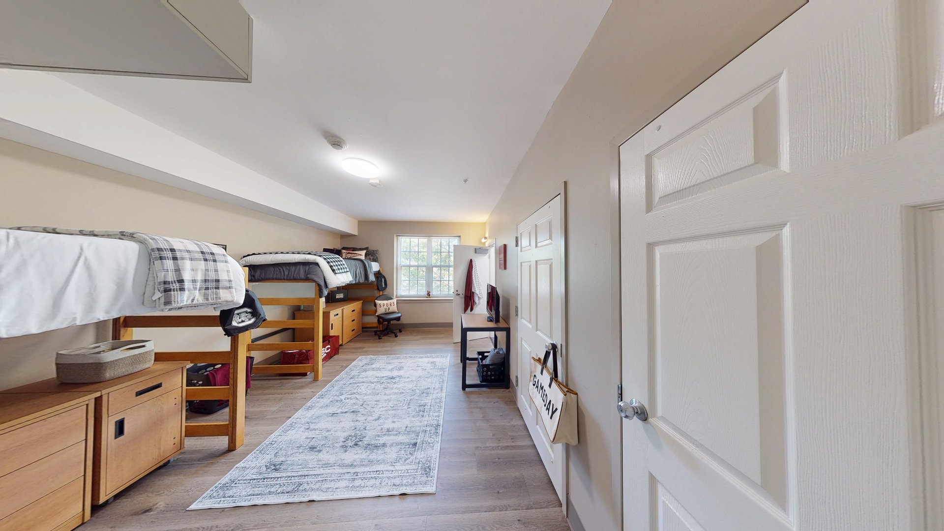 Maxcy College Double Suite