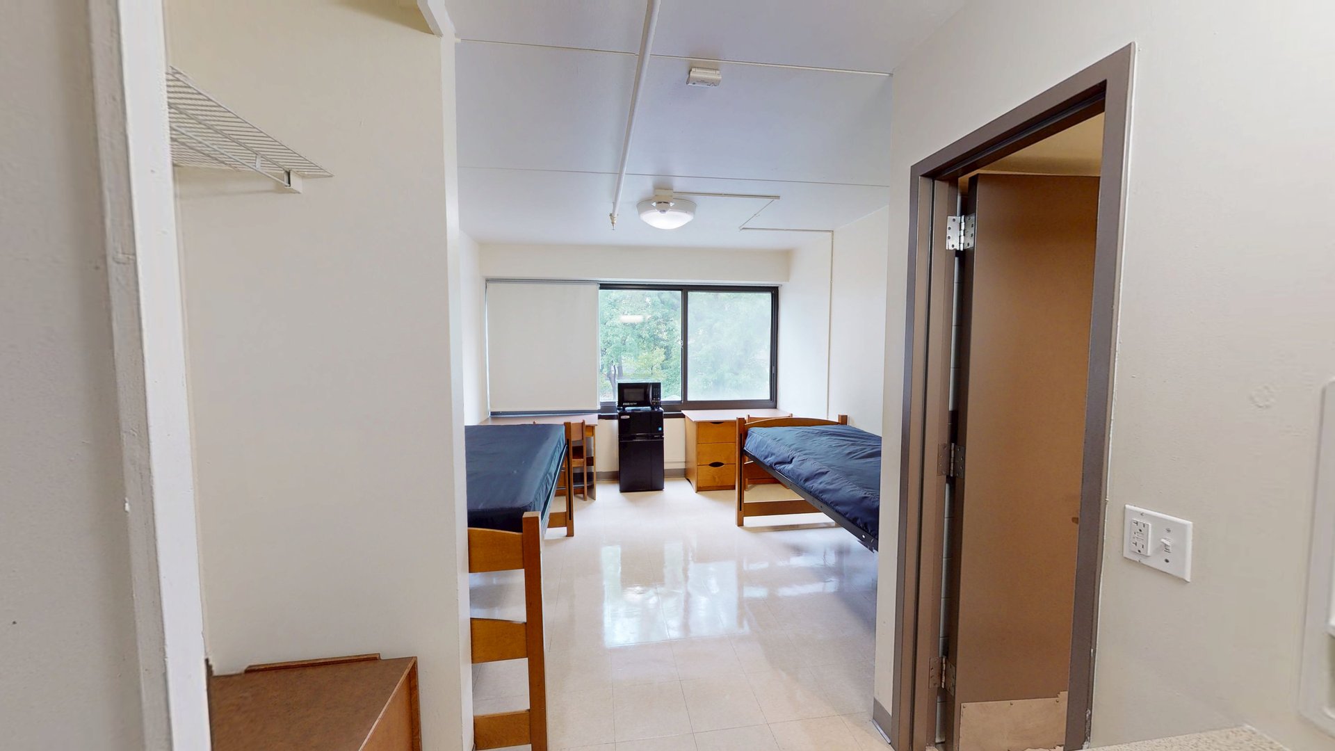 Milton Hall Double/Triple Suite Tour