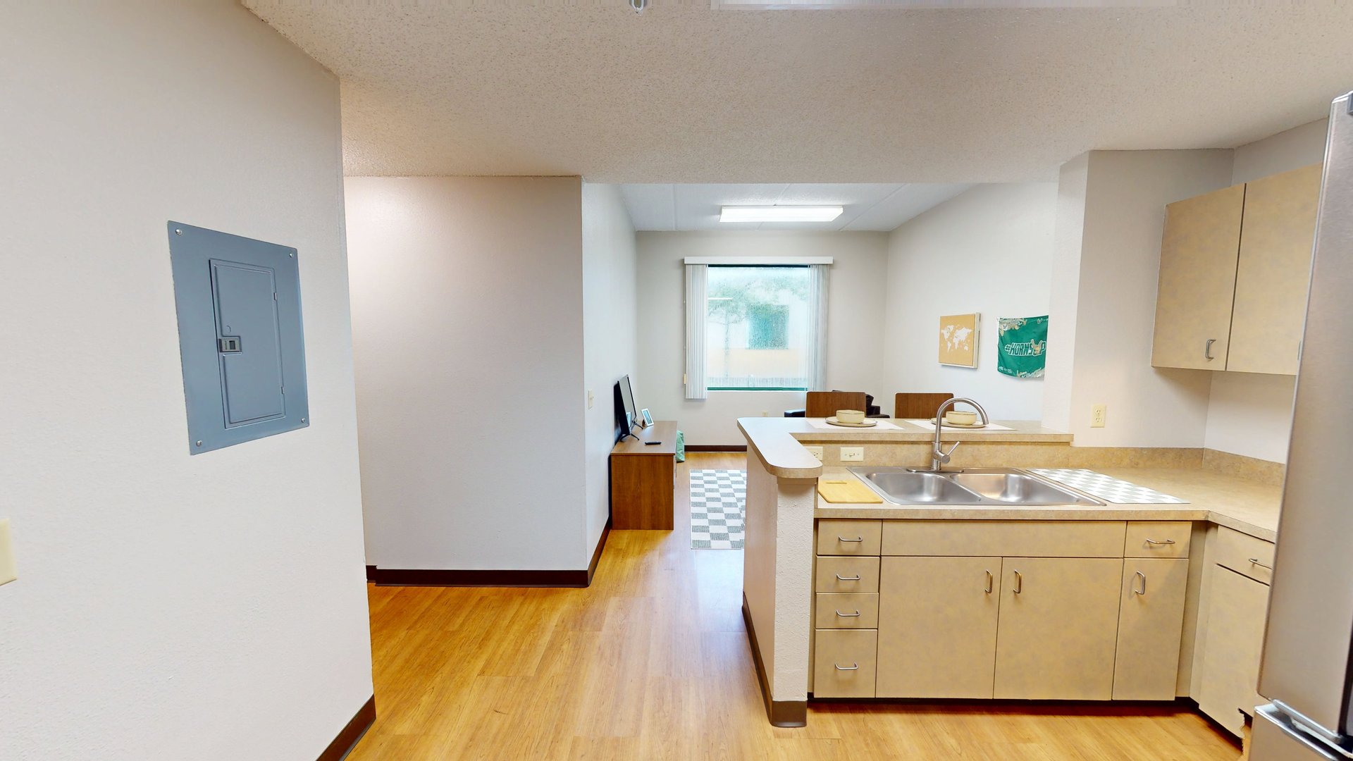 Holly 4 Bedroom Apartment (4 Singles)