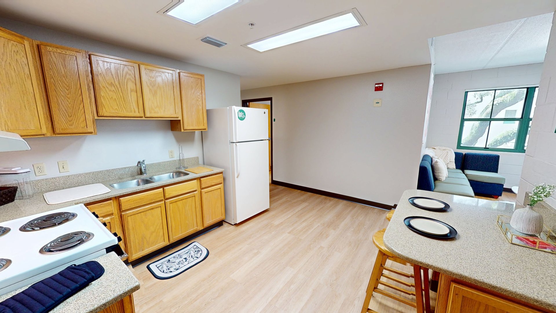 Magnolia 3 Bedroom Apartment (3 Singles)