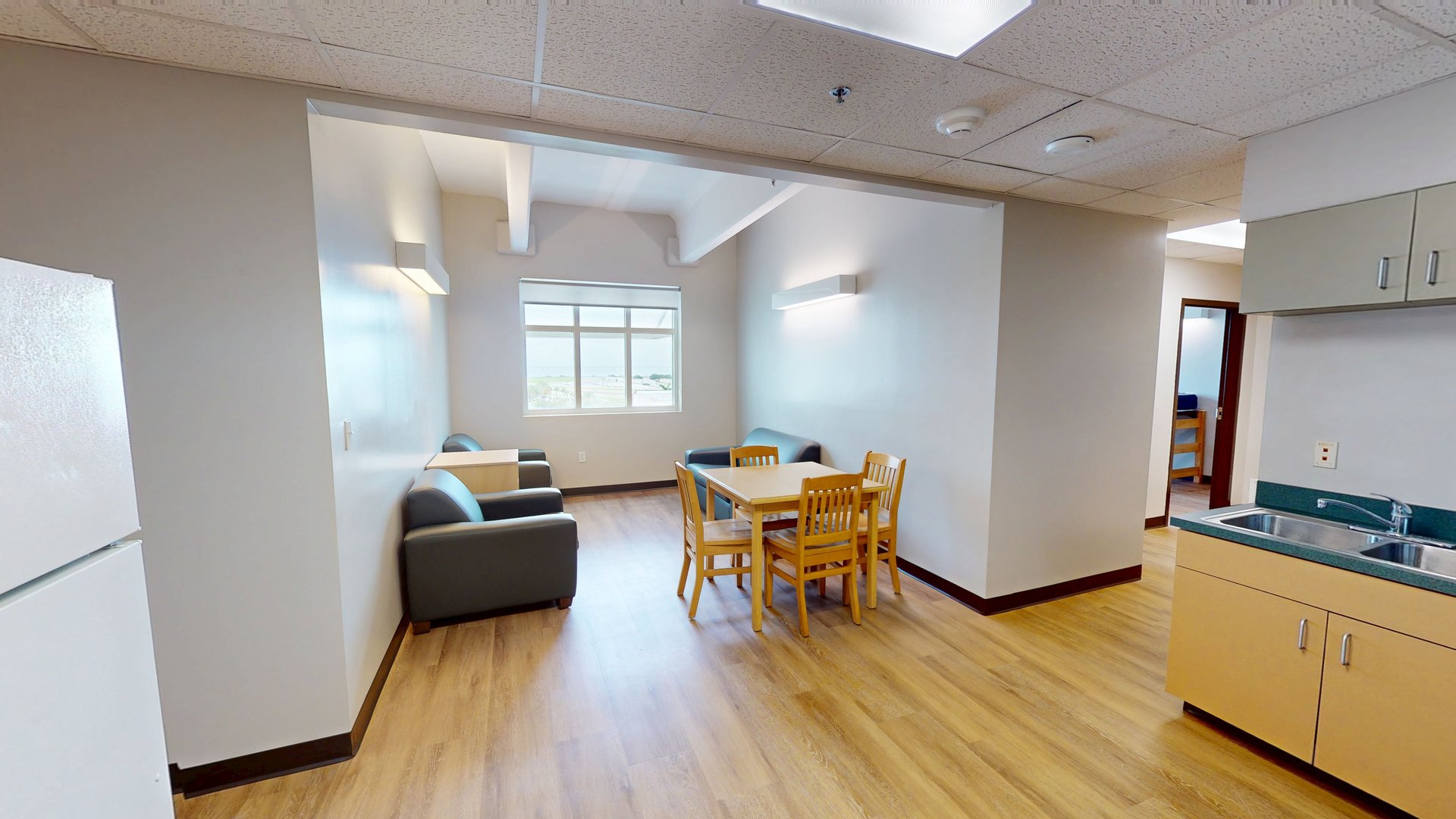 Pelican ADA Single Suite